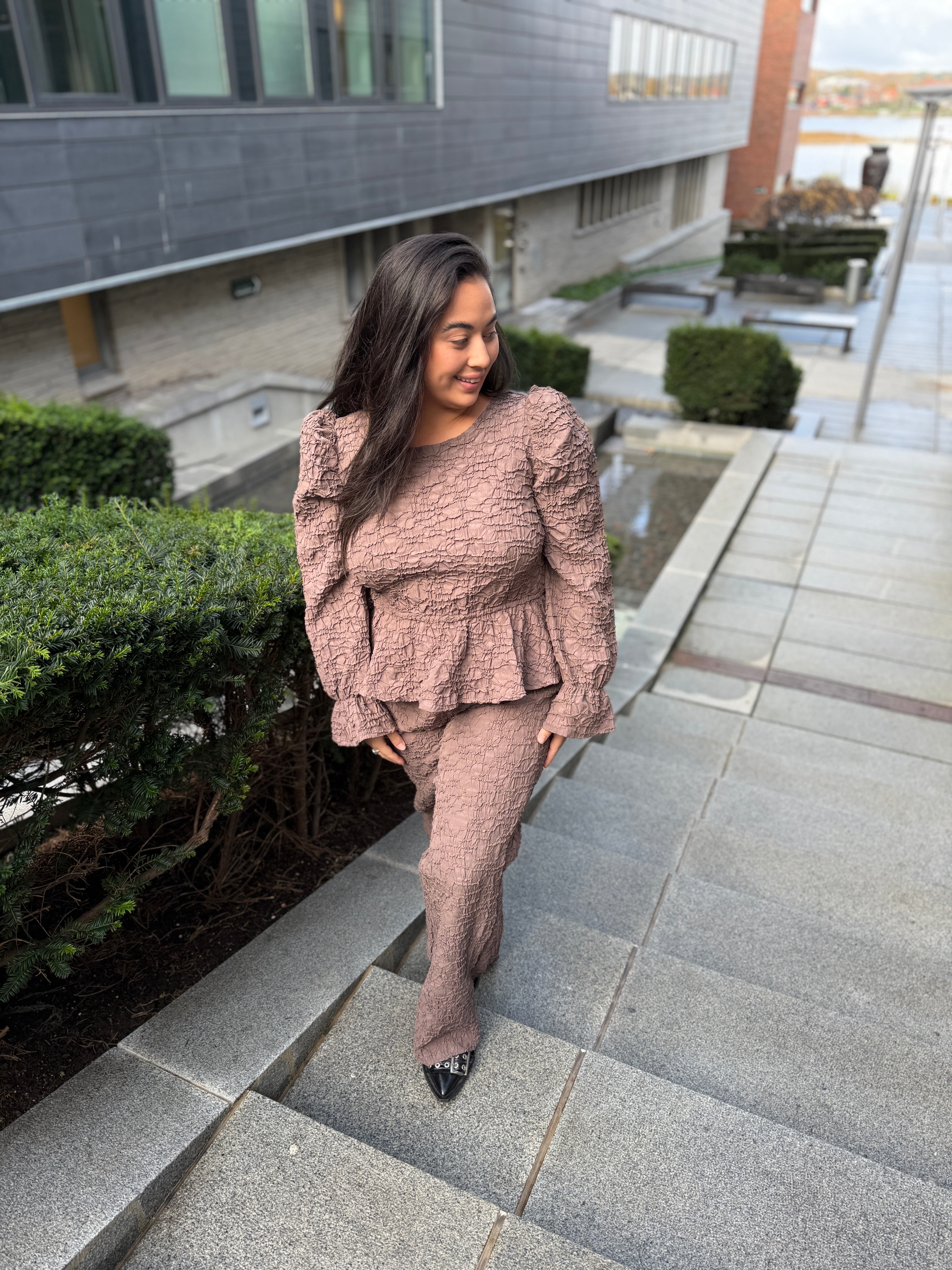 PCMOLLY Top - Chicory Coffee